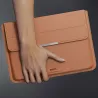 Housse INVZI en Cuir Végétalien pour MacBook de 12'' à 14''