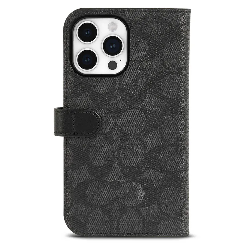iPhone 15 Pro Max | Étui MagSafe COACH Signature avec Coque Détachable iPhone 15 Pro Max | Étui MagSafe COACH Signature avec Coque Détachable