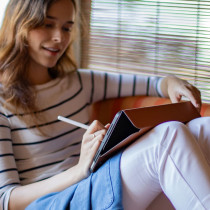 iPad Air 13' (2024) | Étui Folio UNIQ Ryze 360