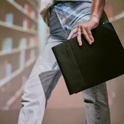 Housse INCASE Crosstown Sleeve en Woolenex pour MacBook 14''