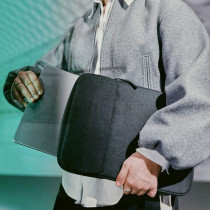 Housse INCASE Crosstown Sleeve en Woolenex pour MacBook 14''