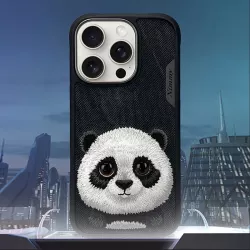 iPhone 16 Pro | Coque NIMMY FRIENDS Big Eyed Pet Panda Brodé