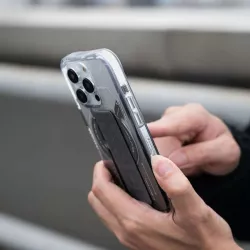 iPhone 16 Pro | Coque MagSafe SKINARMA Helio Mag-Charge