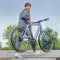 Vélo Électrique FIIDO Air en Fibre de Carbone
