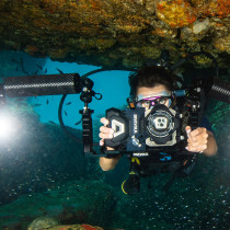 Caisson Étanche 60 Mètres DIVEVOLK SeaTouch Max Plus