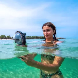 Dôme Mi-Air Mi-Eau DIVEVOLK pour Caisson Étanche SeaTouch 4 Max