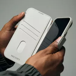 iPhone 17 Pro | Étui Folio DECODED MagSafe Detachable Wallet