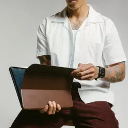 iPad Pro 13" (2024) | Étui Cuir NOMAD Modern Leather Folio