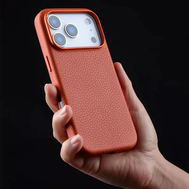 iPhone 17 – Coque MagSafe MELKCO Regal en Cuir Véritable Litchi - Prise en main confortable
