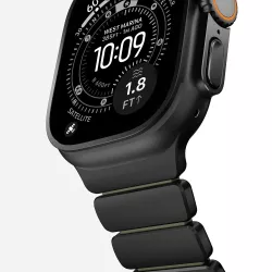 Apple Watch | Bracelet NOMAD Stratos Titane & FKM Forest