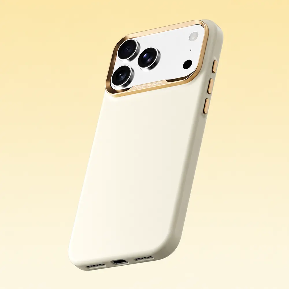 Vue de trois-quarts de la coque ABEEL Skin Feel Mag jaune crème pour iPhone 17 Pro avec boutons dorés