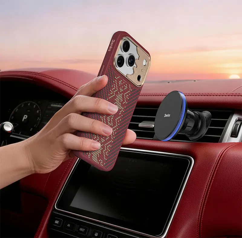 Utilisation de la coque BENKS Knight Pro Rouge pour iPhone 18 Pro et iPhone 17 Pro avec support voiture magnétique MagSafe