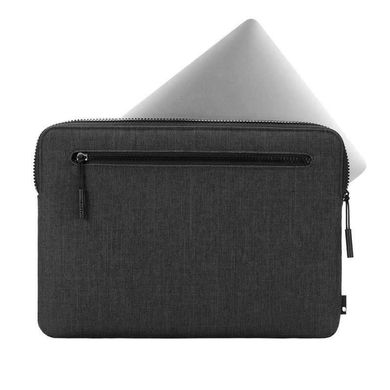 Housse INCASE Compact Sleeve en Woolenex pour MacBook Air & Pro jusqu'à 14'