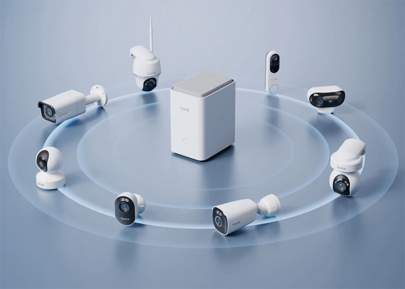 Pack REOLINK Home Hub Pro 2TB avec 2 Caméras TrackMix 4K | Double Objectif Zoom 6x | 2 Panneaux Solaires 6W | Suivi Auto