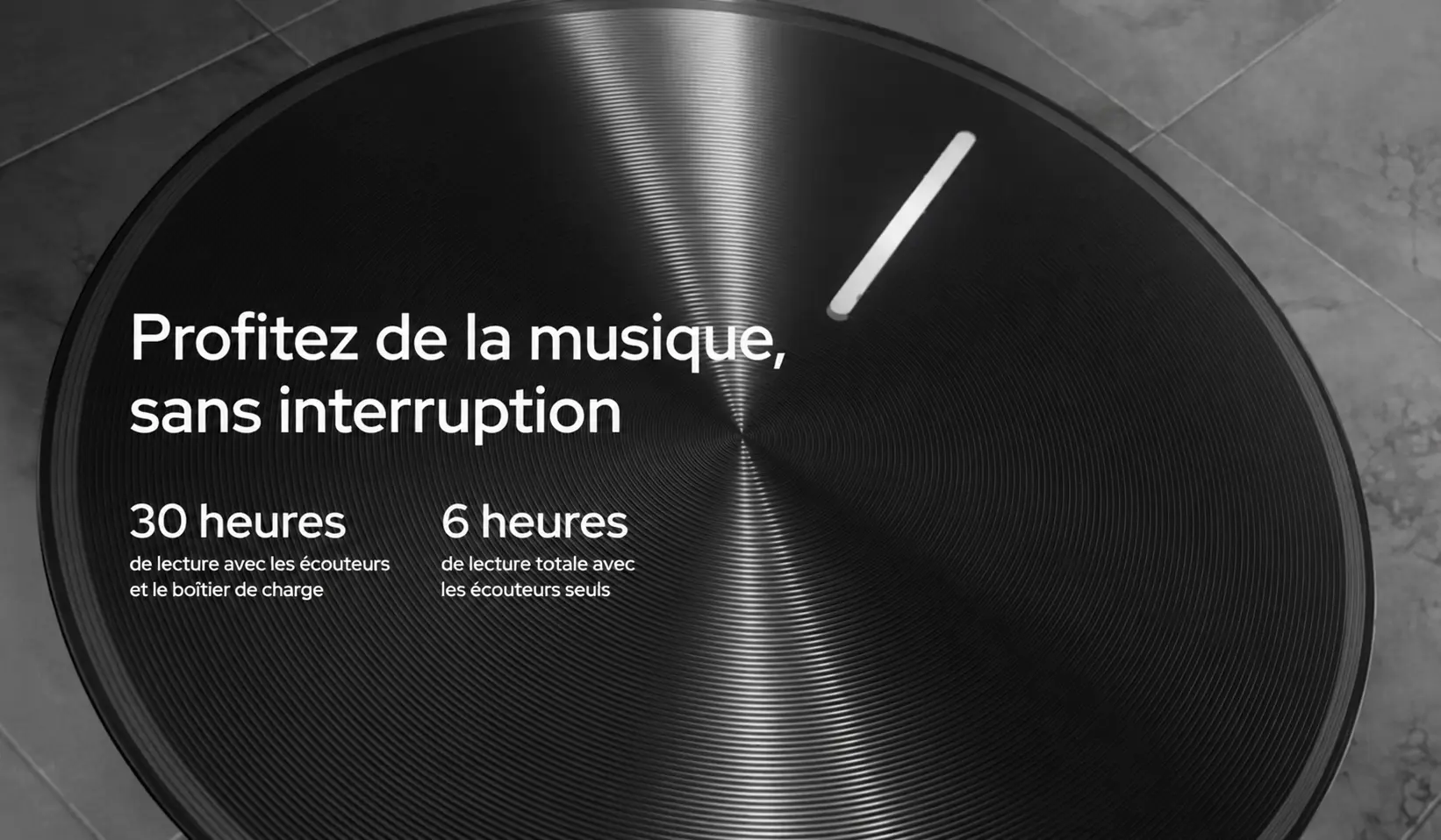 Autonomie des Noise Master Buds 2 avec jusqu’à 30 heures de lecture avec le boîtier de charge et 6 heures avec les écouteurs seuls