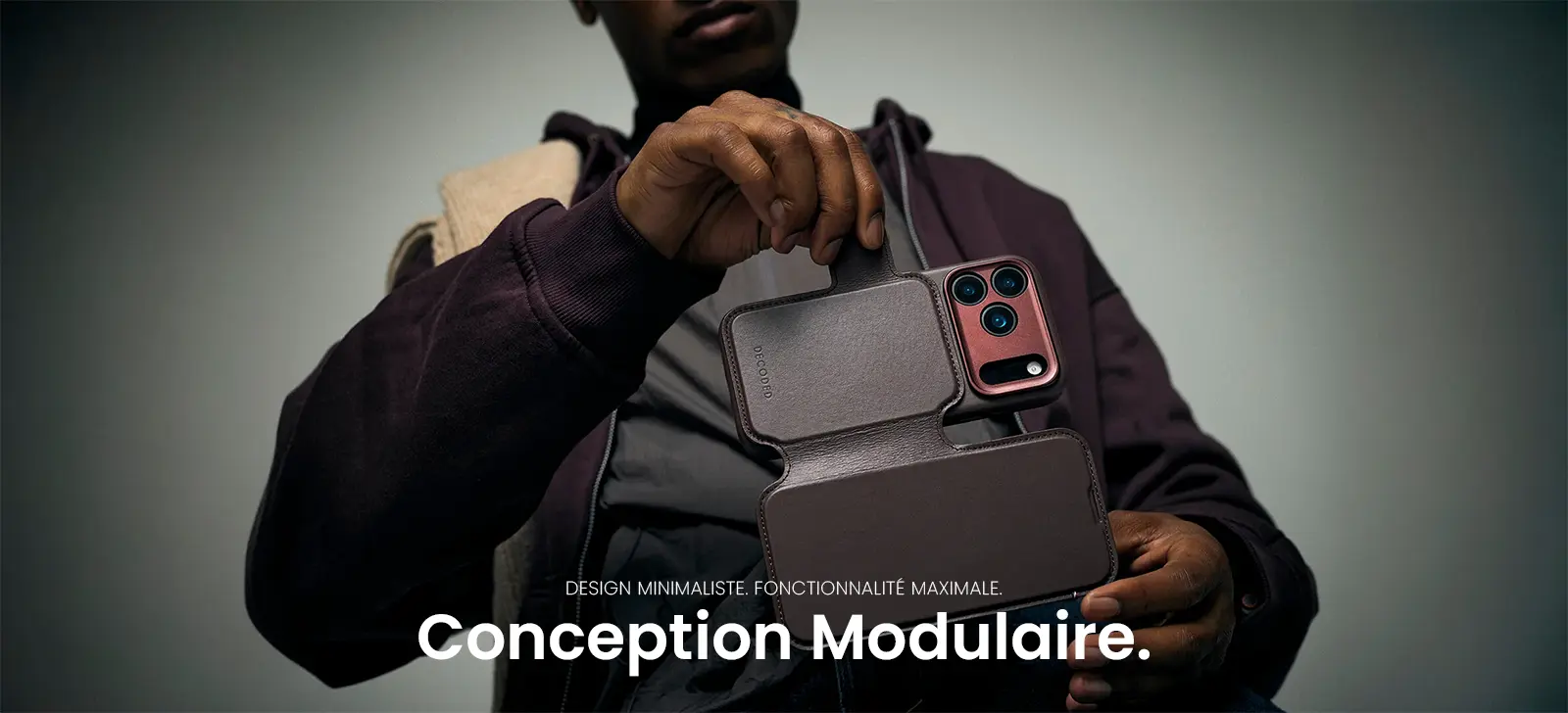 Étui Folio DECODED MagSafe Detachable Wallet pour iPhone 17