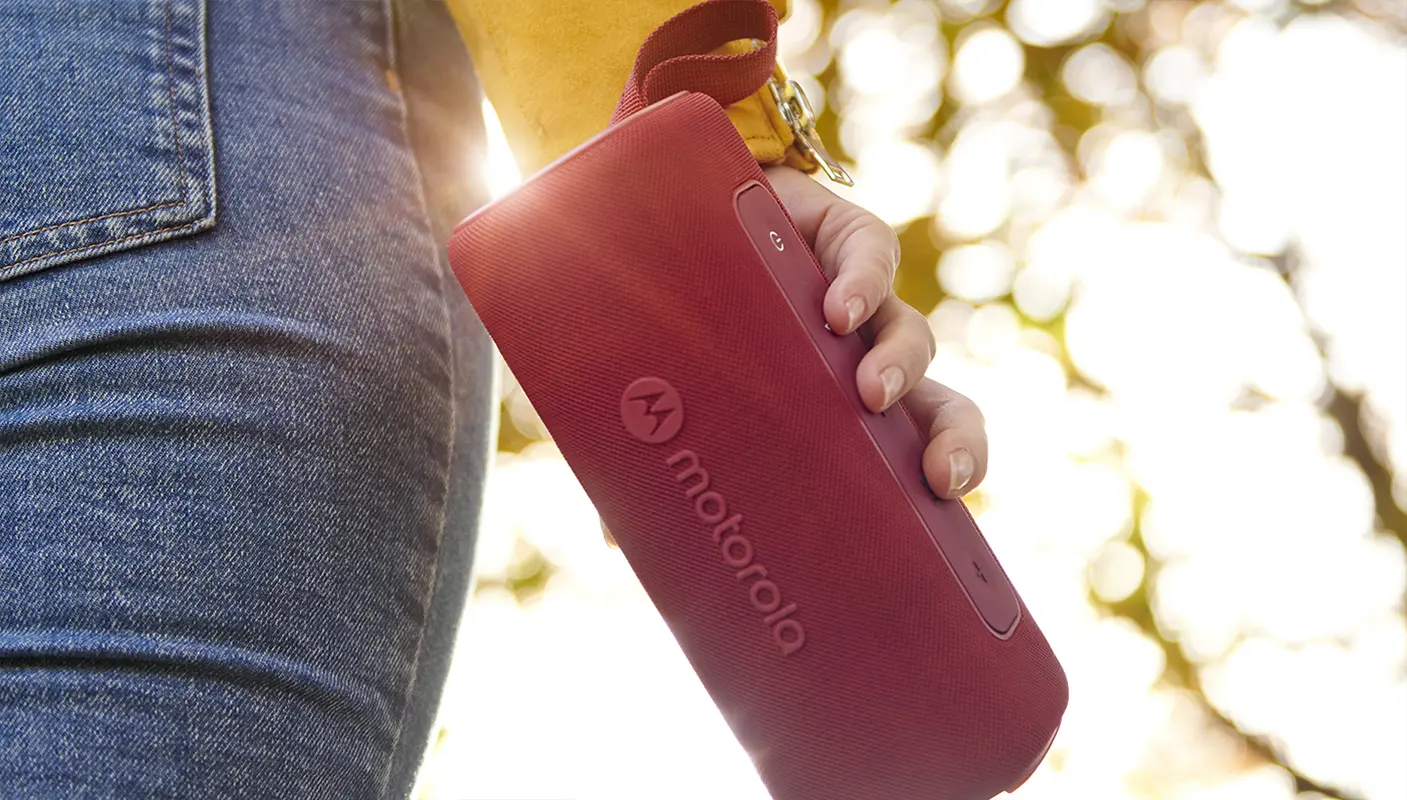 Enceinte Bluetooth MOTOROLA Rokr 600 Rouge - Facile à emporter