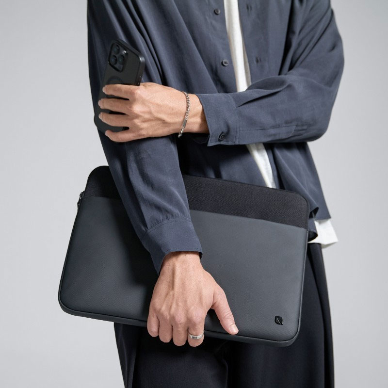 Housse INCASE A.R.C. Sleeve En Nylon Pour MacBook Pro 16'