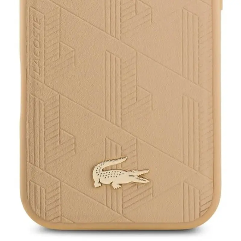 étail du motif monogramme Lacoste et logo doré sur coque MagSafe pour iPhone 17 Pro