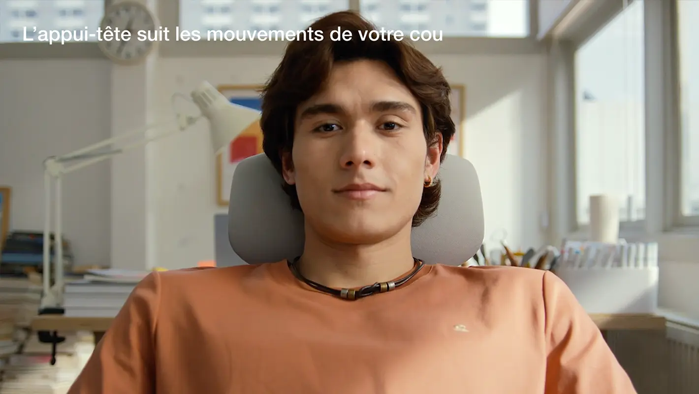 Appui-tête dynamique LiberNovo Omni 45 suivant les mouvements du cou