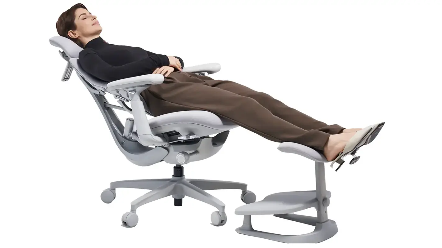 Repose-pieds StepSync LiberNovo avec inclinaison ergonomique de 10 degrés