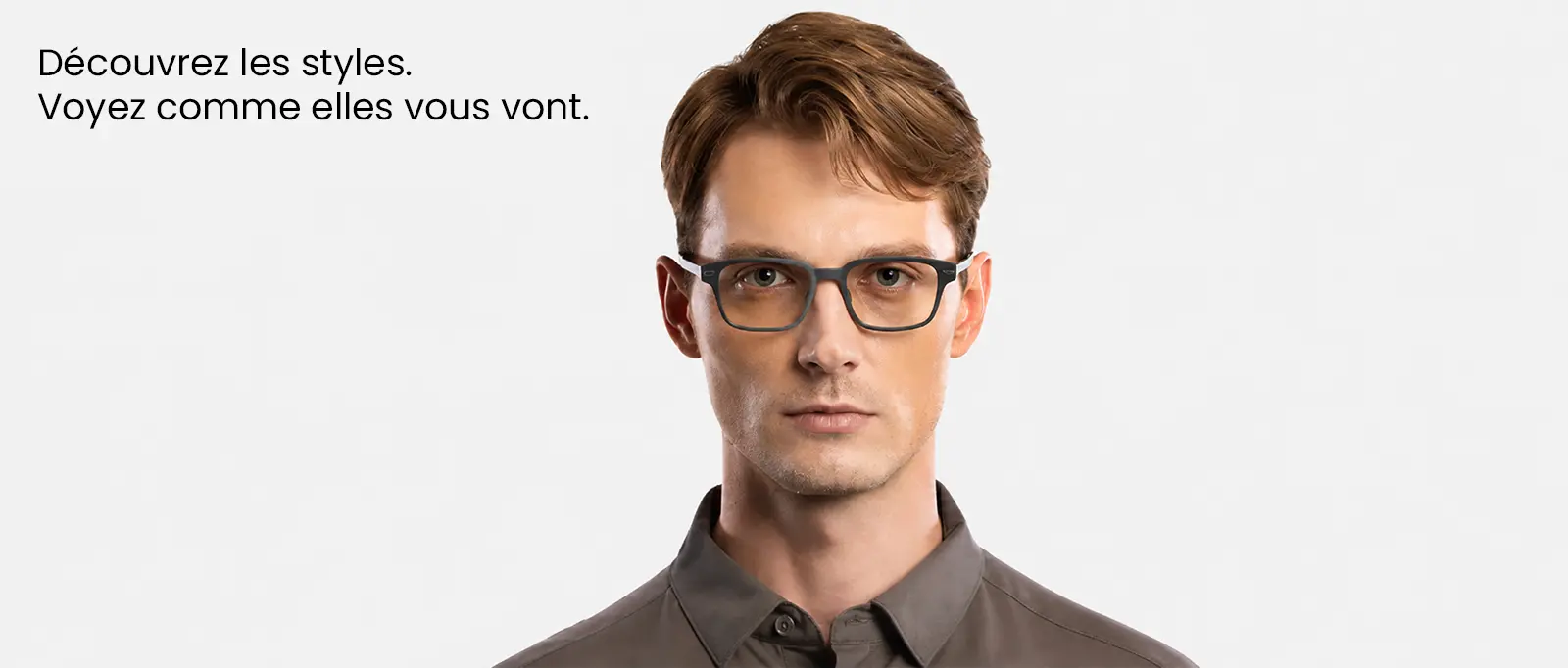 Homme portant les lunettes connectées Even Realities G2 avec monture optique rectangulaire grise