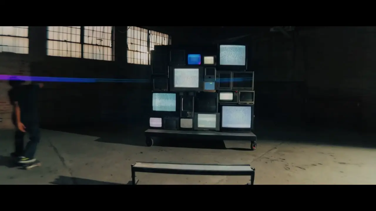 Objectif MOMENT Anamorphique 1.55x T-Series | Format Cinéma 2.40:1