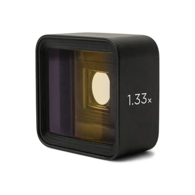 Objectif MOMENT Anamorphique 1.33x T-Series | Format Cinéma 2.40:1 - Flare Or