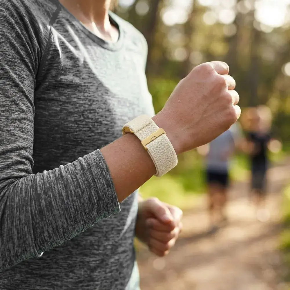 Suivi santé et course en forêt avec le modèle doré