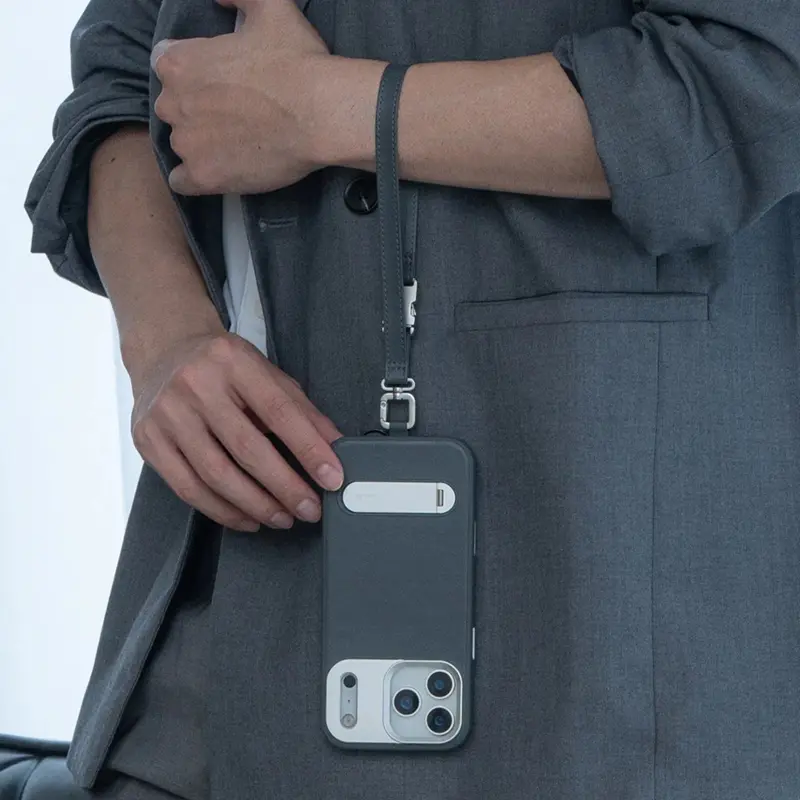 Coque MagSafe MOSHI Kameleon pour iPhone 17 Pro