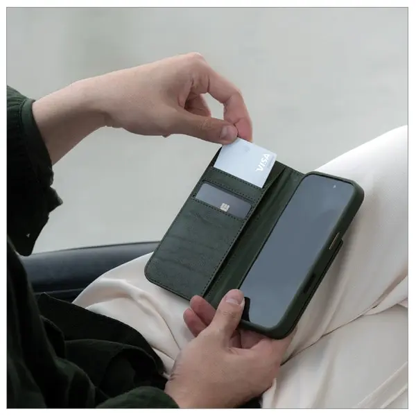 Étui MOSHI Ouverture Avec Coque Magnétique Détachable pour iPhone 17 Pro Max