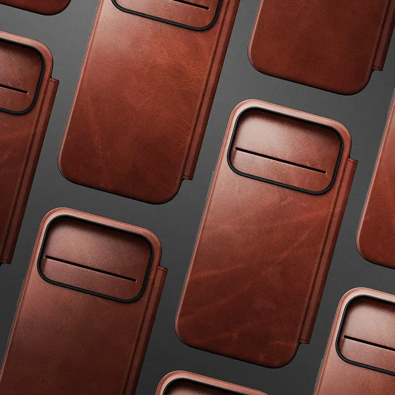 Étui Portefeuille MagSafe NOMAD Modern Leather Folio en Cuir Horween pour iPhone 17 Pro