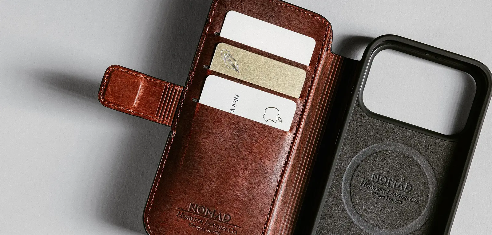 Étui Portefeuille MagSafe NOMAD Modern Leather Folio en Cuir Horween pour iPhone 17 Pro - Coloris Marron