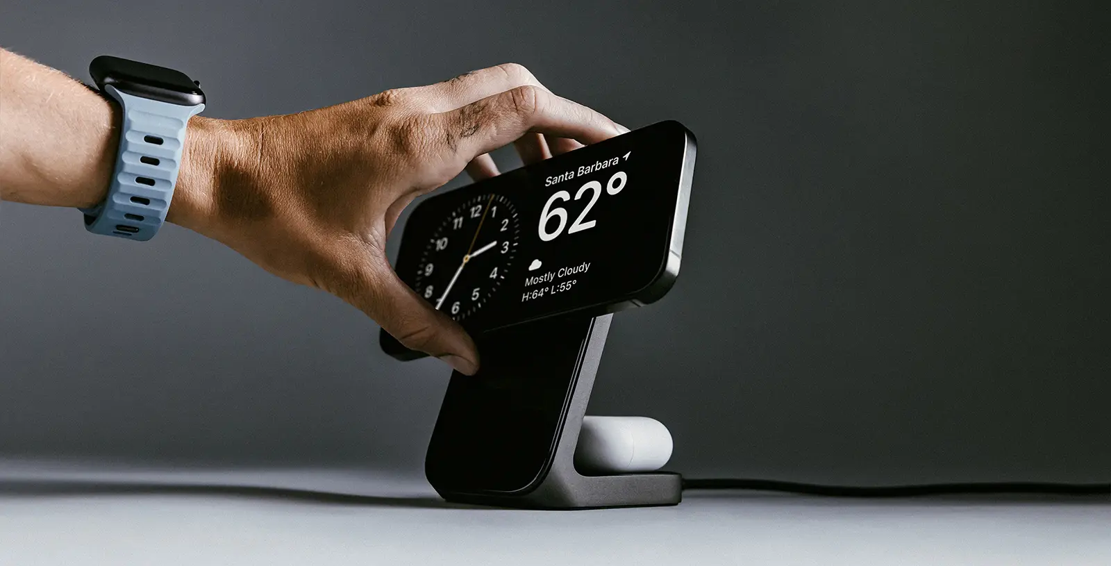 Station Induction MagSafe NOMAD Stand One V4 Noir