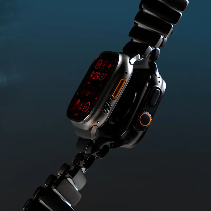 Bracelet NOMAD Stratos Titane Icy Blue Glow pour Apple Watch