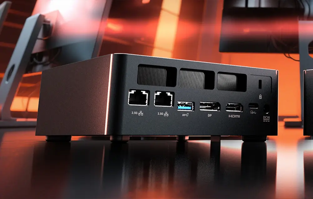 Arrière du Mini PC MINIX ER937 avec double Ethernet 2,5G, HDMI, DisplayPort et USB 4.0.