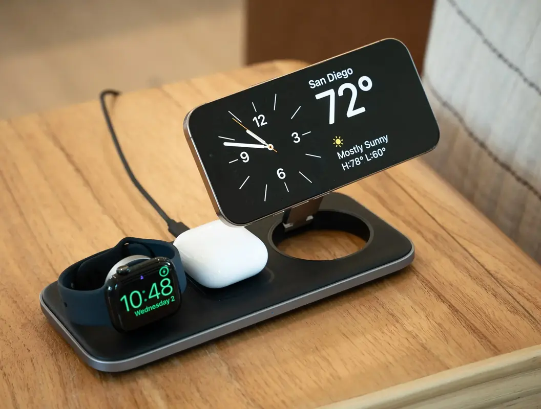 Station Induction SATECHI Qi2 Trio Wireless Charging Pad