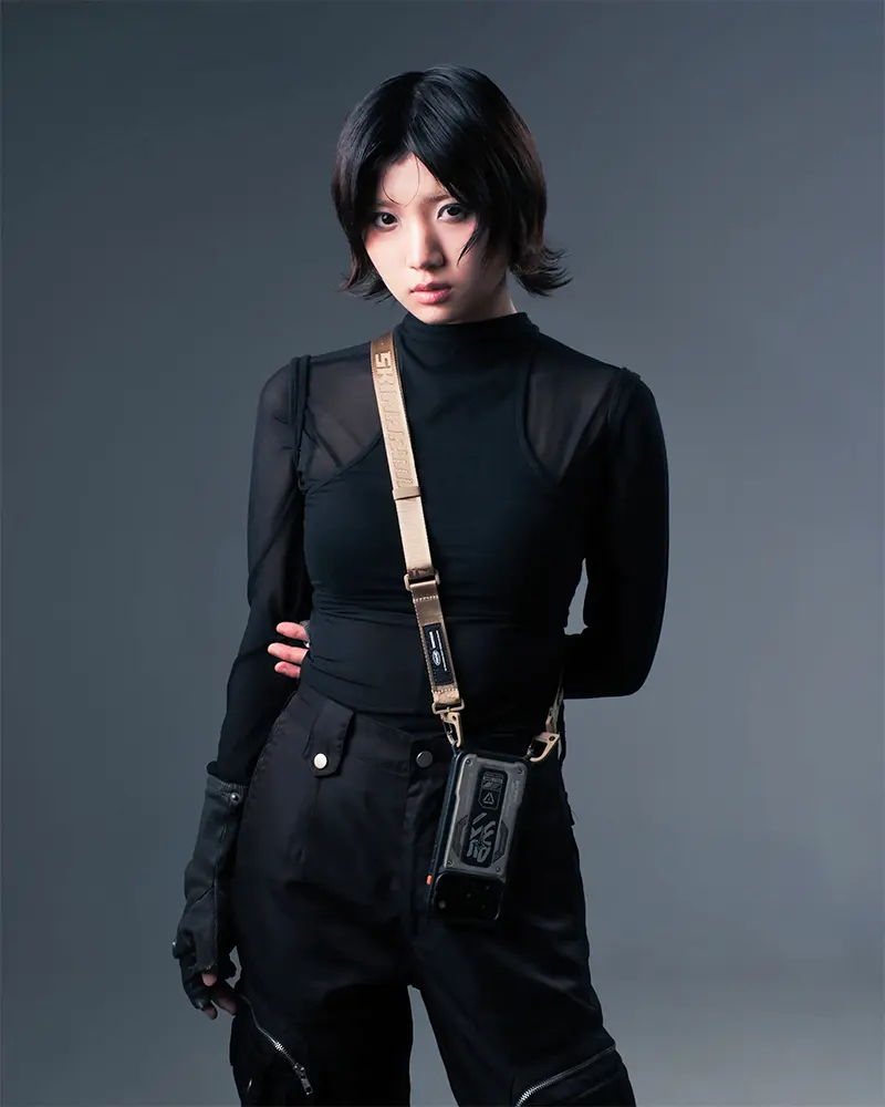 Coque MagSafe SKINARMA Aegis Mag-Charge pour iPhone 17 Pro Max - Modèle Porté