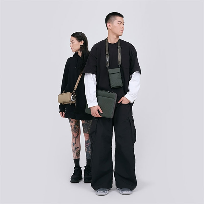 Sacoche Déperlante SKINARMA Juno pour Ordinateur Portable jusqu'à 14 Pouces