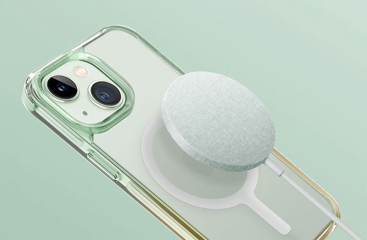 Coque MagSafe UNIQ Combat MagClick pour iPhone 15