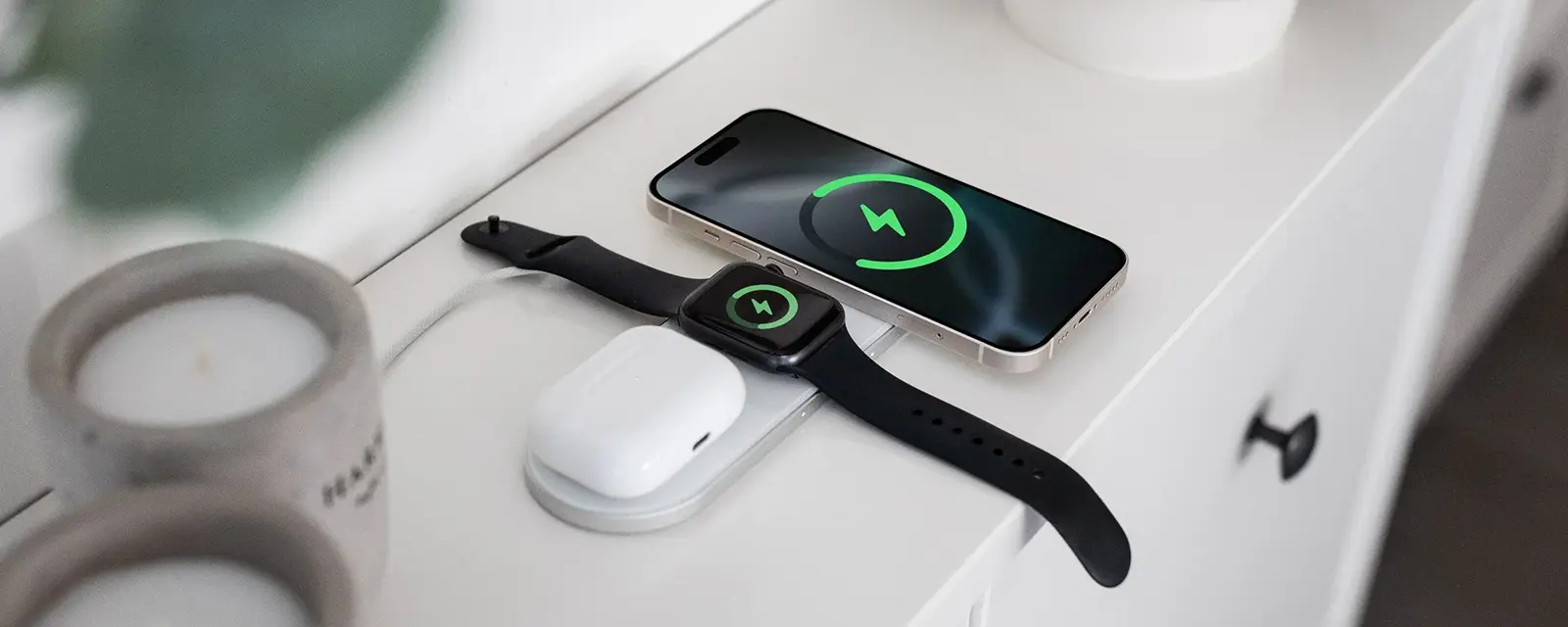 Chargeur Induction 3-en-1 VONMÄHLEN Aura Home