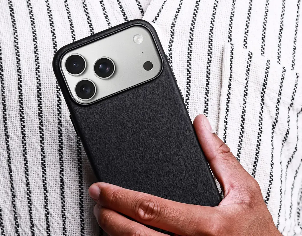 Coque MagSafe VONMÄHLEN Like Leather pour iPhone 17 Pro