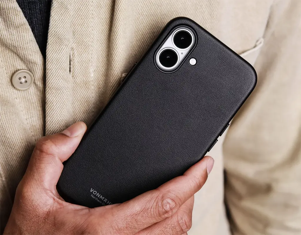 Coque MagSafe VONMÄHLEN Like Leather pour iPhone 17